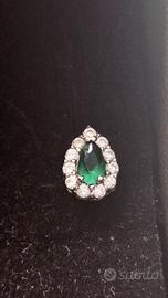 orecchini in argento con smeraldo e diamanti