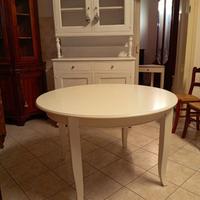 Tavolo rotondo bianco