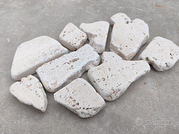 Ciotoli in travertino