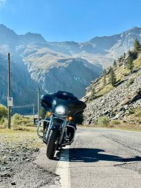 Harley Davidson Street Glide 103