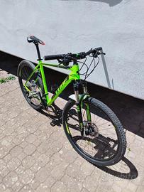 bici MTB cube attention cmpt 2016