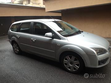 Ford Focus 1.6 Gpl 2007 115cv Station Wagon