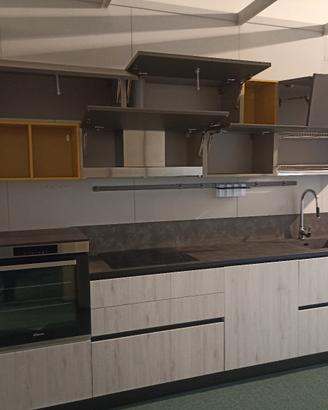 sotto costo esposizione rinnovo locali 