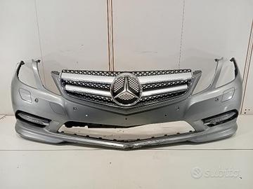 PARAURTI ANTERIORE CENTRALE MERCEDES Classe E W207