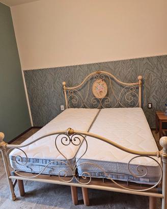 letto matrimoniale 