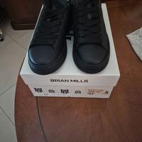 Sneakers Brian Millis  mis 41 nuove