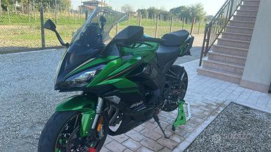 Kawasaki ninja 1100sx se tourer