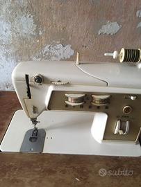 Macchina da cucire Singere