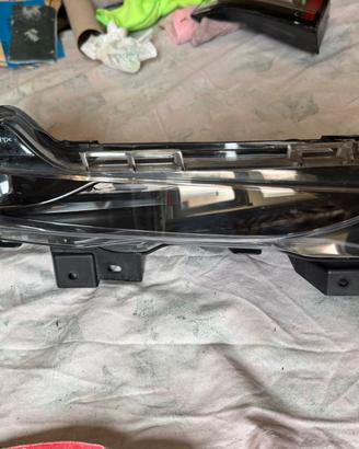 Fendinebbia anteriore DX Tesla Model Y