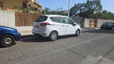 Ford b max