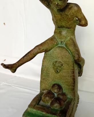 Bronzo napoletano  1930-40 scugnizzo alla fontana