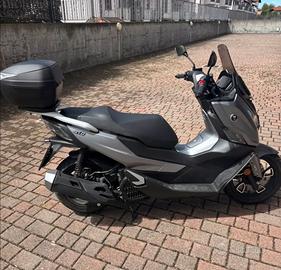 Scooter Voge sr1 125