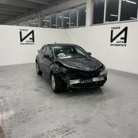 TOYOTA C-HR 1.8 HYBRID E-CVT BUSINESS