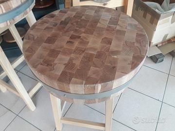 Tagliere a ceppo da macellaio con supporto