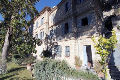 5 LOCALI A ROCCANTICA