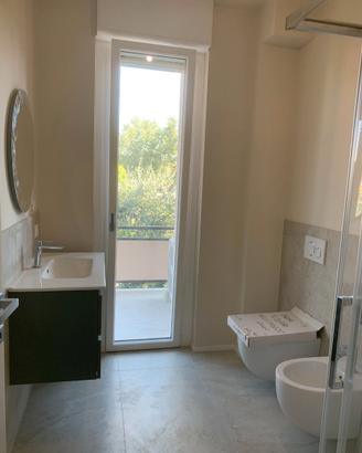 Elegante trilocale in piccola palazzina
