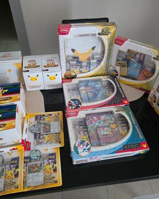 colezione 30 th pokemon 