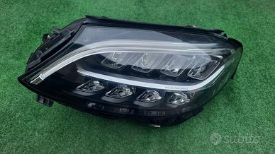 MERCEDES C-CLASSE W205 Restyling FULL LED Faro Fan