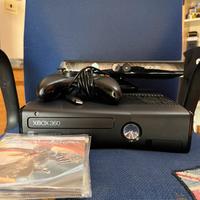 Xbox360 + 1 joystick + kinekt + 50 giochi in regal