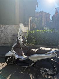Piaggio Beverly 300 i.e. – 2010