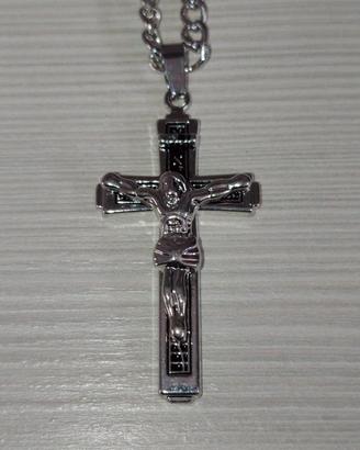 Collana con crocifisso croce cattolica cristiana
