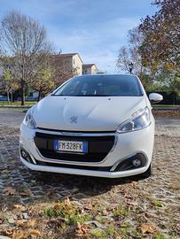 Peugeot 208 - 2017