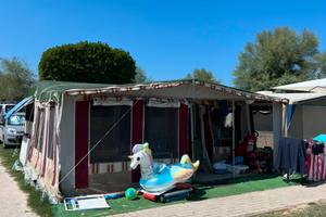 Roulotte con veranda modulabile
