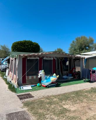Roulotte con veranda modulabile