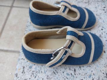 Scarpe bambino n. 22