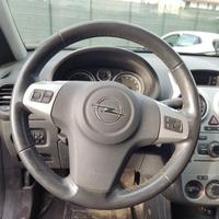 Volante OPEL CORSA D del 2011