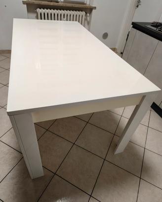 Tavolo da cucina 