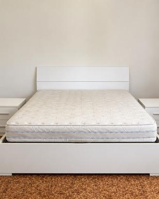 Letto+comò+2 comodini+materasso