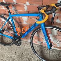 Bici da corsa in carbonio BH taglia S