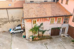 2 LOCALI A MONTECCHIA DI CROSARA