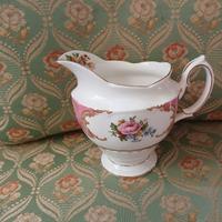 lattiera Royal Albert 