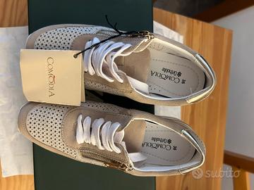 sneakers da donna del marchio Comōdia