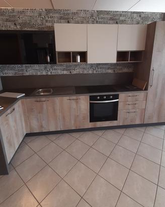 Cucina nuova cm 360×200