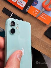 Iphone 11 verde acqua, perfetto.