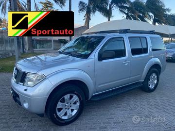 NISSAN Pathfinder 2.5 dCi SE 7 POSTI