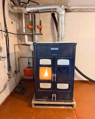 Stufa Caldaia Klover Bi-Fire 30 KW legna-pellet