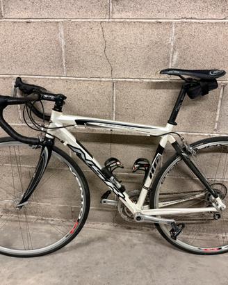 Bici da corsa Nuzzi – Campagnolo Veloce