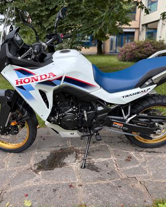 Honda XL 750 Transalp 2026 E-CLUTCH