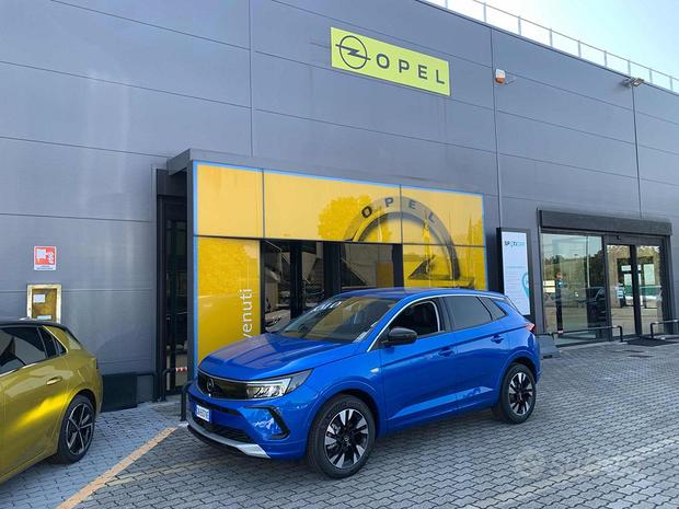 OPEL Grandland 1.5 diesel Ecotec aut. Business E