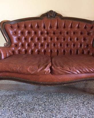 Divanetto stile classico