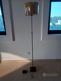 Piantana design (Light & Living)