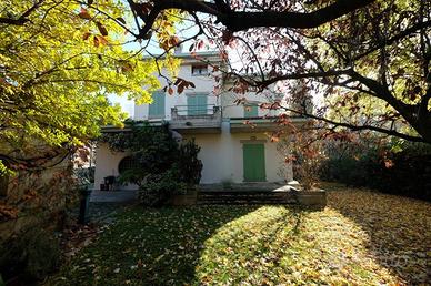 Villa signorile in centro a Cavriago