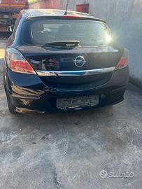 Opel Astra anno 2009