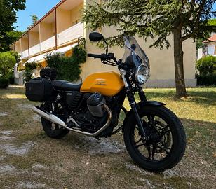 MOTO GUZZI V7   Stone  II