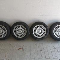 4 cerchi in ferro da 15 + gomme