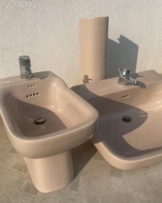coppia sanitari lavandino & bidet